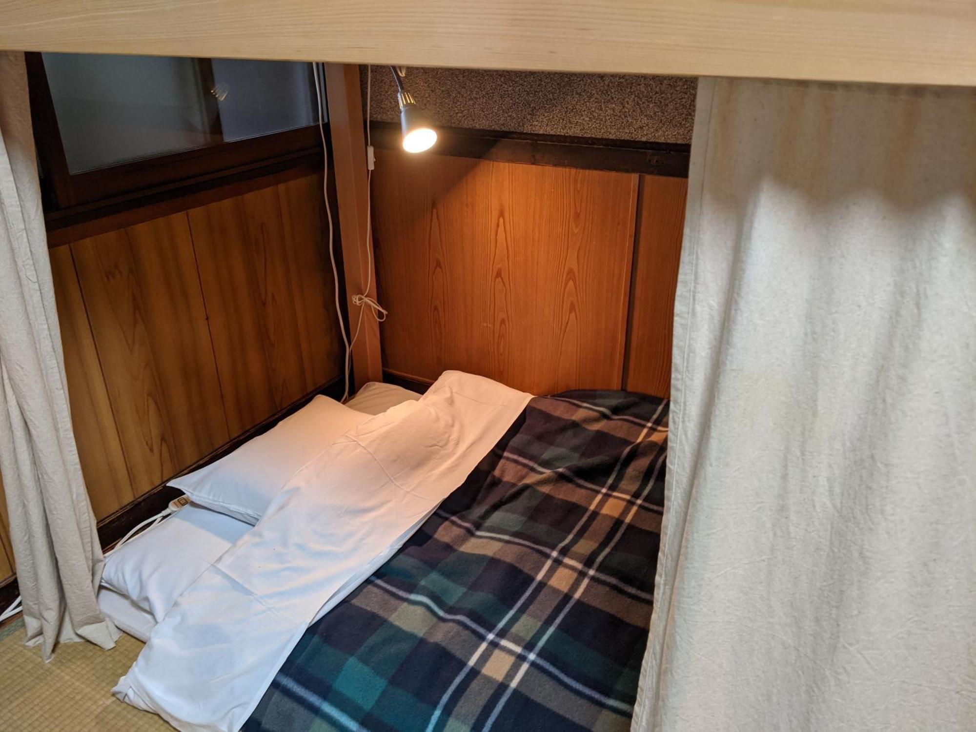 Guesthouse Tomaru Такаяма Экстерьер фото